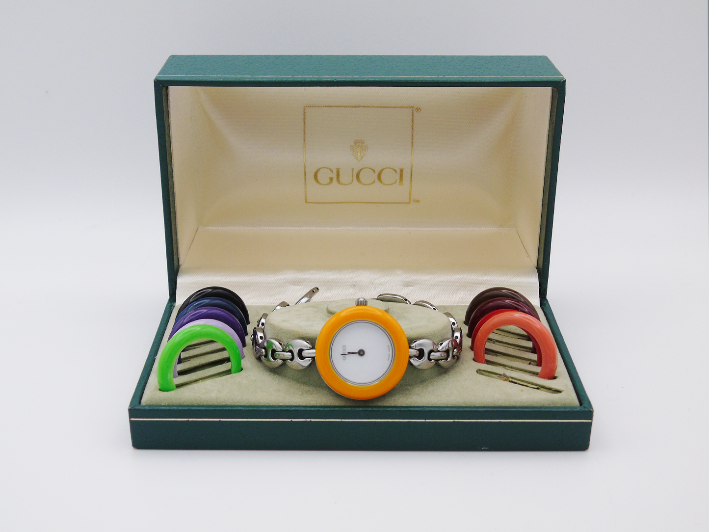 Vintage Gucci Bezel Watch 90s Change Bezel Silver Wristwatch Luxury Designer Elegant Small Quartz - Gems Forgotten