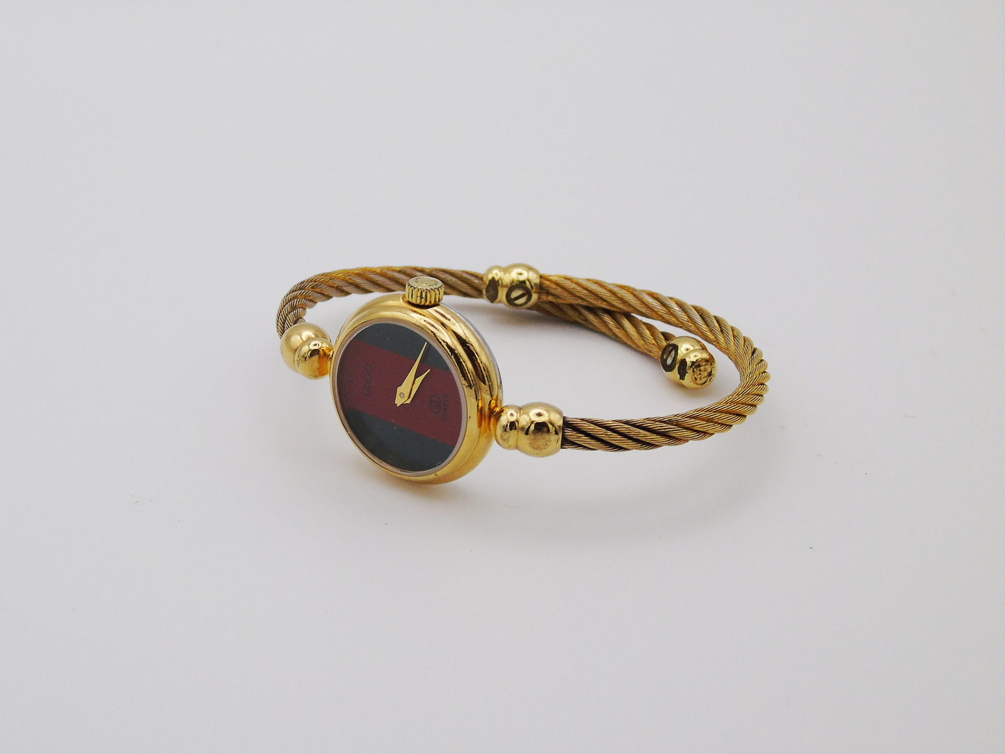Gucci Ladies Gold Watch – 2700.2.L Model, 24k Gold-Plated with Black Dial (Copy) - Gems Forgotten