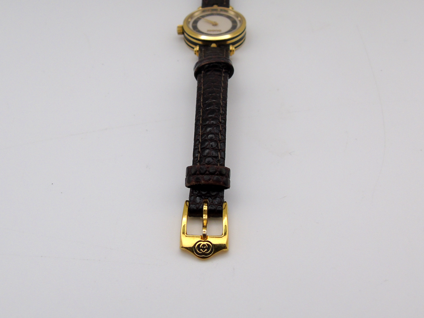 Gucci Ladies Gold Plated Watch Model 467 – Gold Roman Sherry Collection – Swiss Quartz, Leather Strap, Vintage Elegant Timepiece G45 - Gems Forgotten