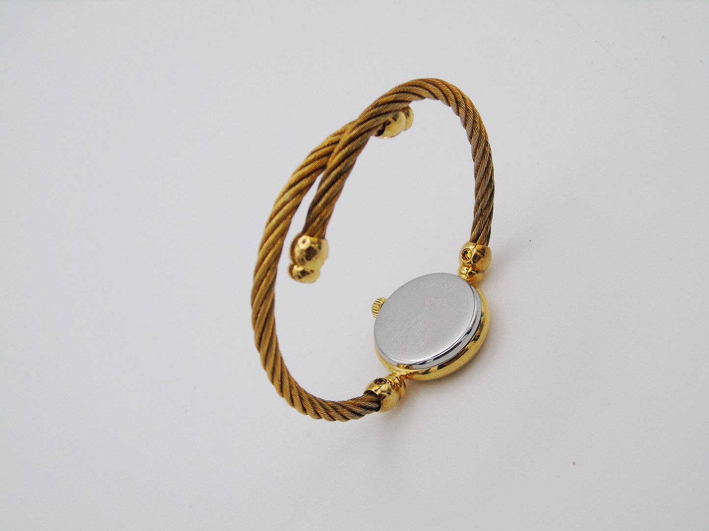 Gucci Ladies Gold Watch – 2700.2.L Model, 24k Gold-Plated with Black Dial (Copy) - Gems Forgotten