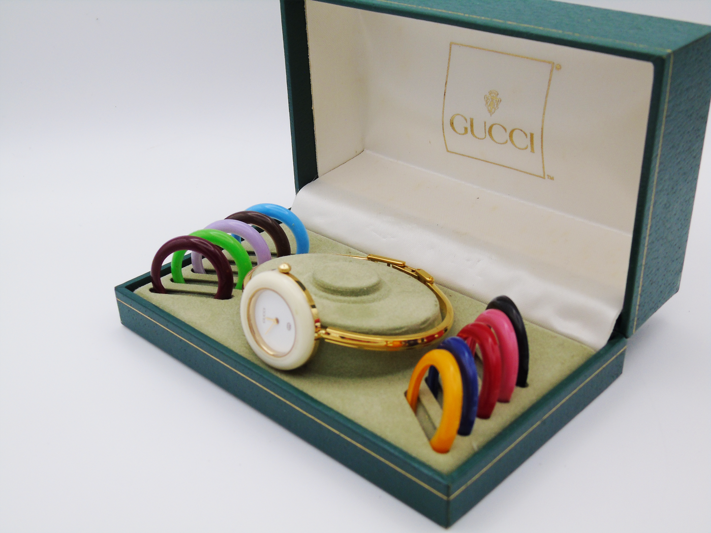 Vintage Gucci Change Bezel Watch – Gold-Plated with 10 Interchangeable Bezels & Box - Gems Forgotten