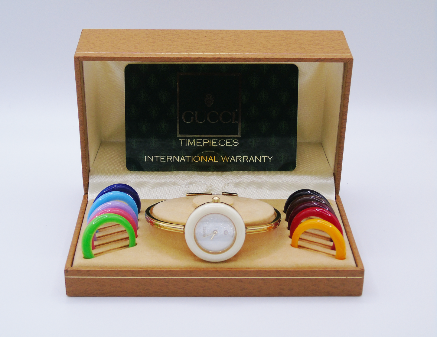 Vintage Gucci Change Bezel Watch – Gold-Plated with 11 Interchangeable Bezels & Box - Gems Forgotten