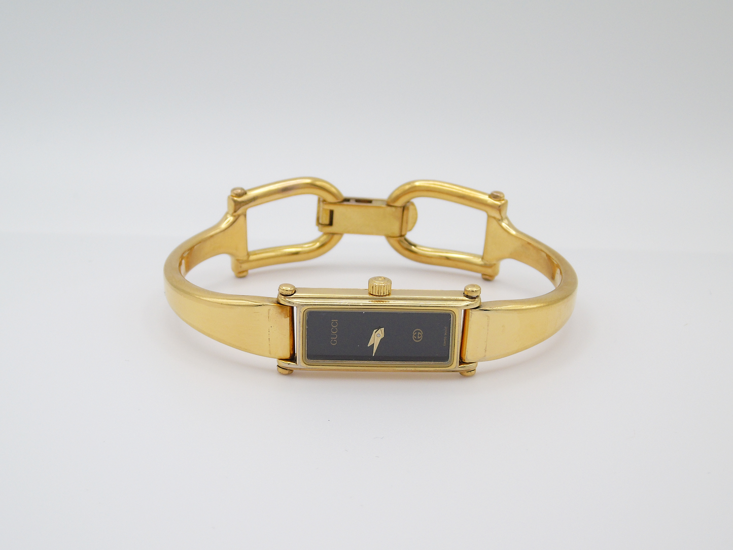 Gucci 1500L Gold Watch – Vintage Gucci Ladies Gold Watch, Elegant Gold Tank Watch Black Dial - Gems Forgotten