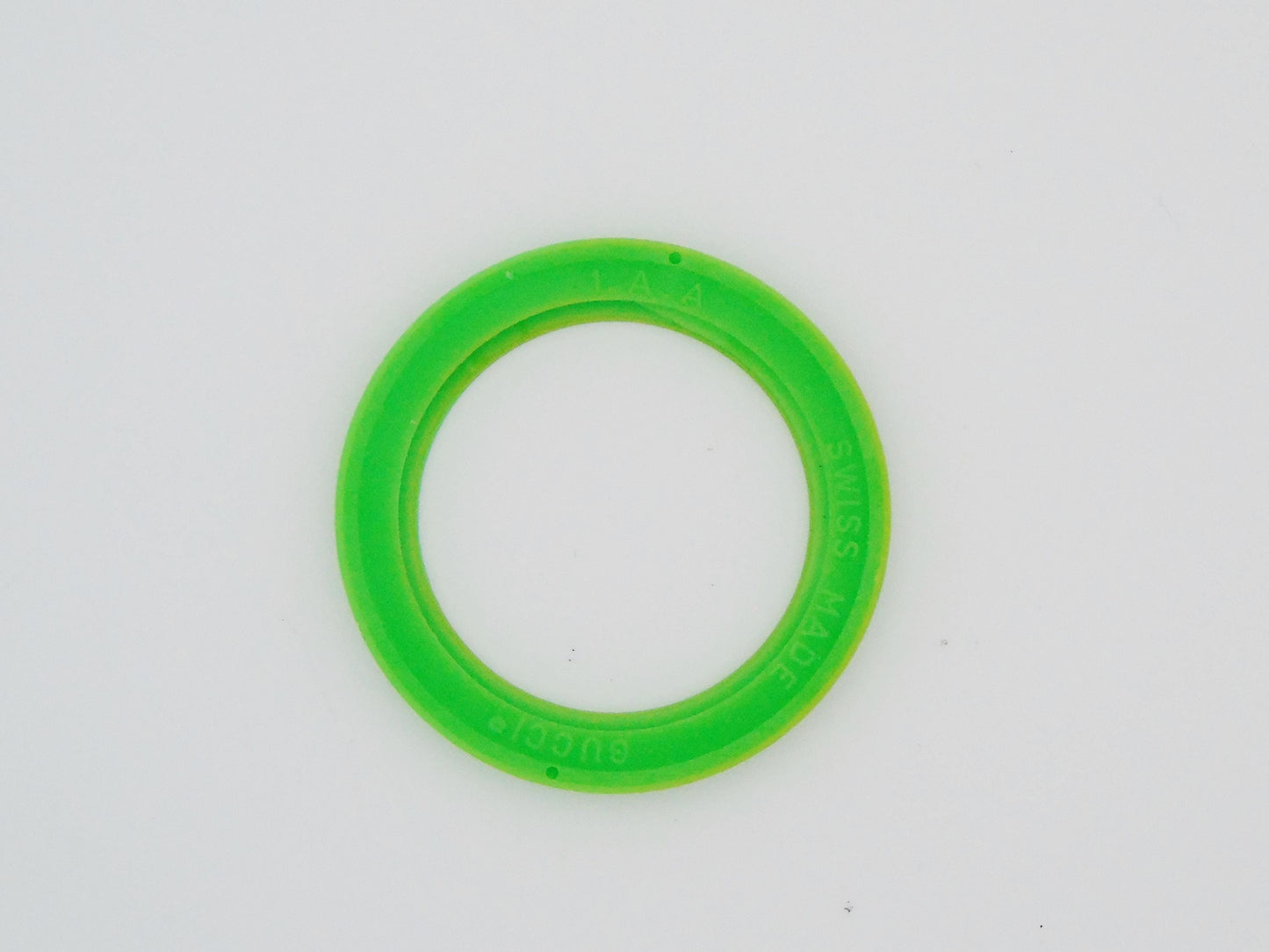 Genuine Gucci Green Bezel – Rare Find for Gucci Change Bezel Watches ( Fits Gucci 1100 and Gucci 11/12 models) - Gems Forgotten