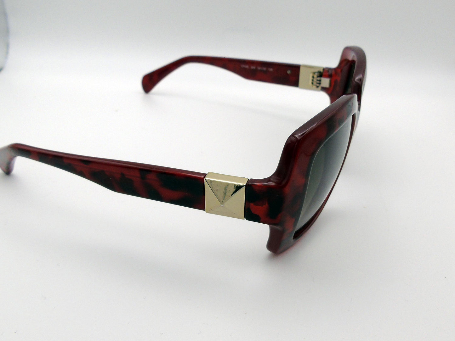 Vintage Valentino Ladies Oversized Sunglasses – Brown Red Frame with Black Shades - Gems Forgotten