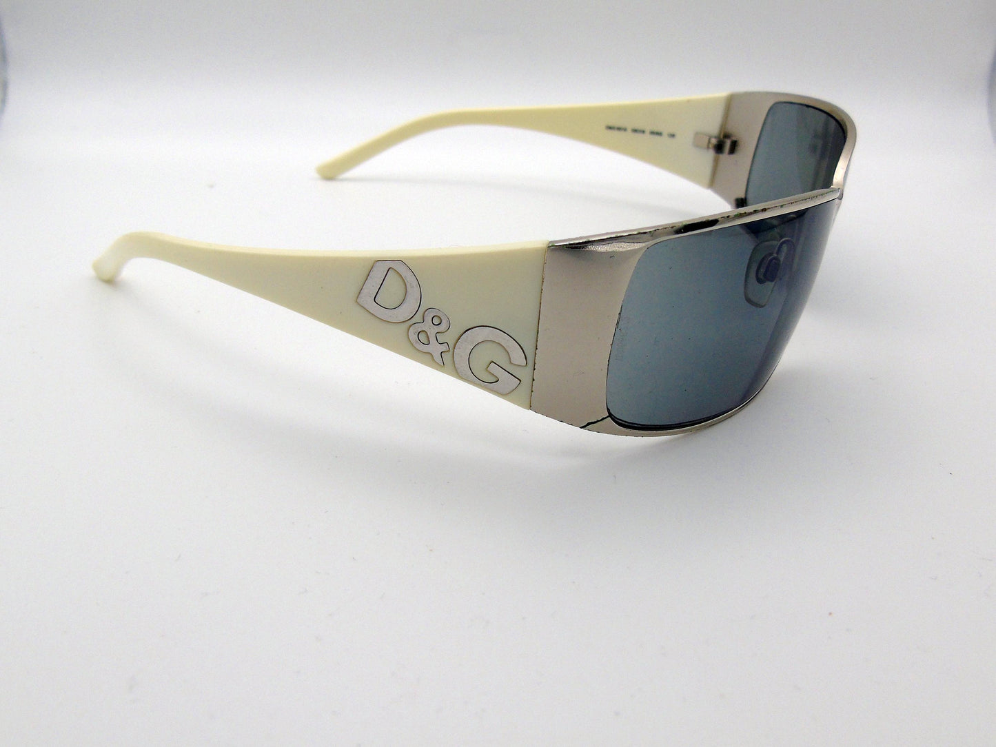 Vintage Dolce and Gabbana Ladies Sunglasses – White Frame Retro Shades D&G - Gems Forgotten