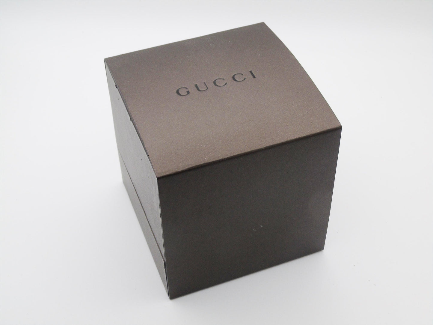 Gucci Ladies Gold Watch with Box and Papers– Stunning Gucci 1500L Model with Tank Watch Face & Mother of Pearl Dial - Gems Forgotten