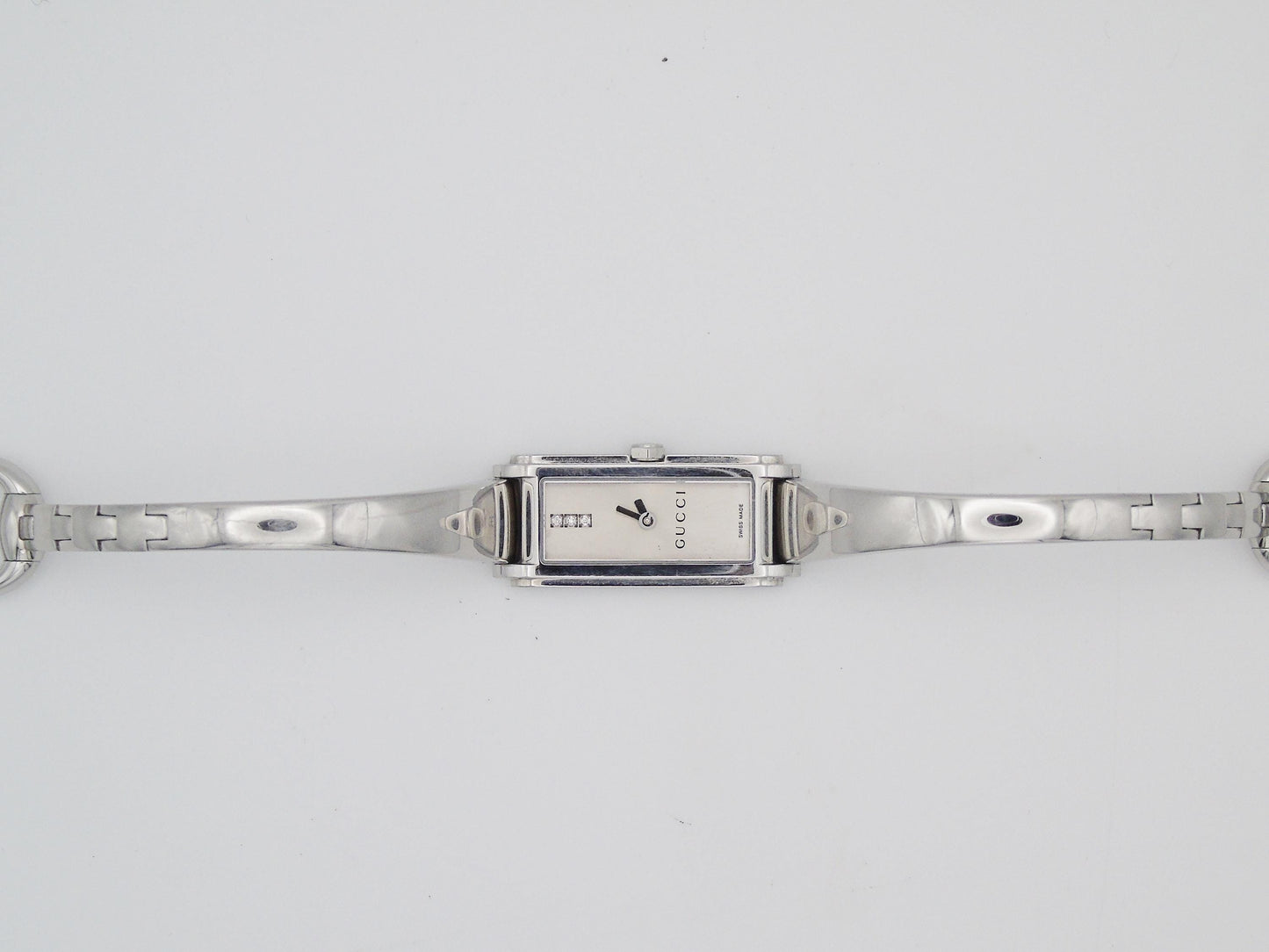 Gucci Ladies Silver Tone Watch – Stunning Gucci 1500L Model with Tank Watch Diamond Steel - Gems Forgotten