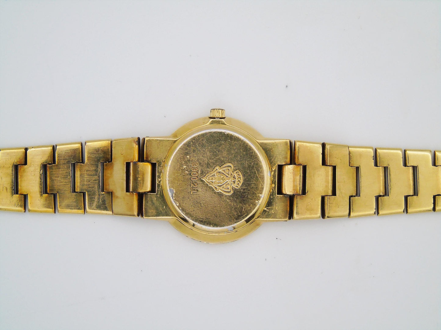 Gucci 3300L Gold-Plated Watch – With Box& Authenticity Card Green Dial - Gems Forgotten