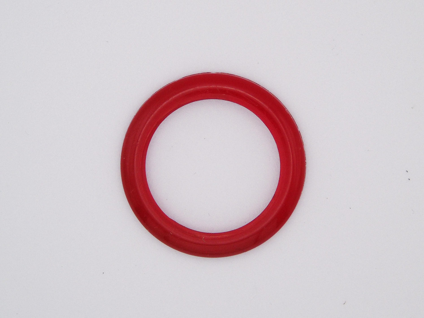 Genuine Gucci Red Bezel – Rare Find for Gucci Change Bezel Watches ( Fits Gucci 1100 and Gucci 11/12 models) - Gems Forgotten