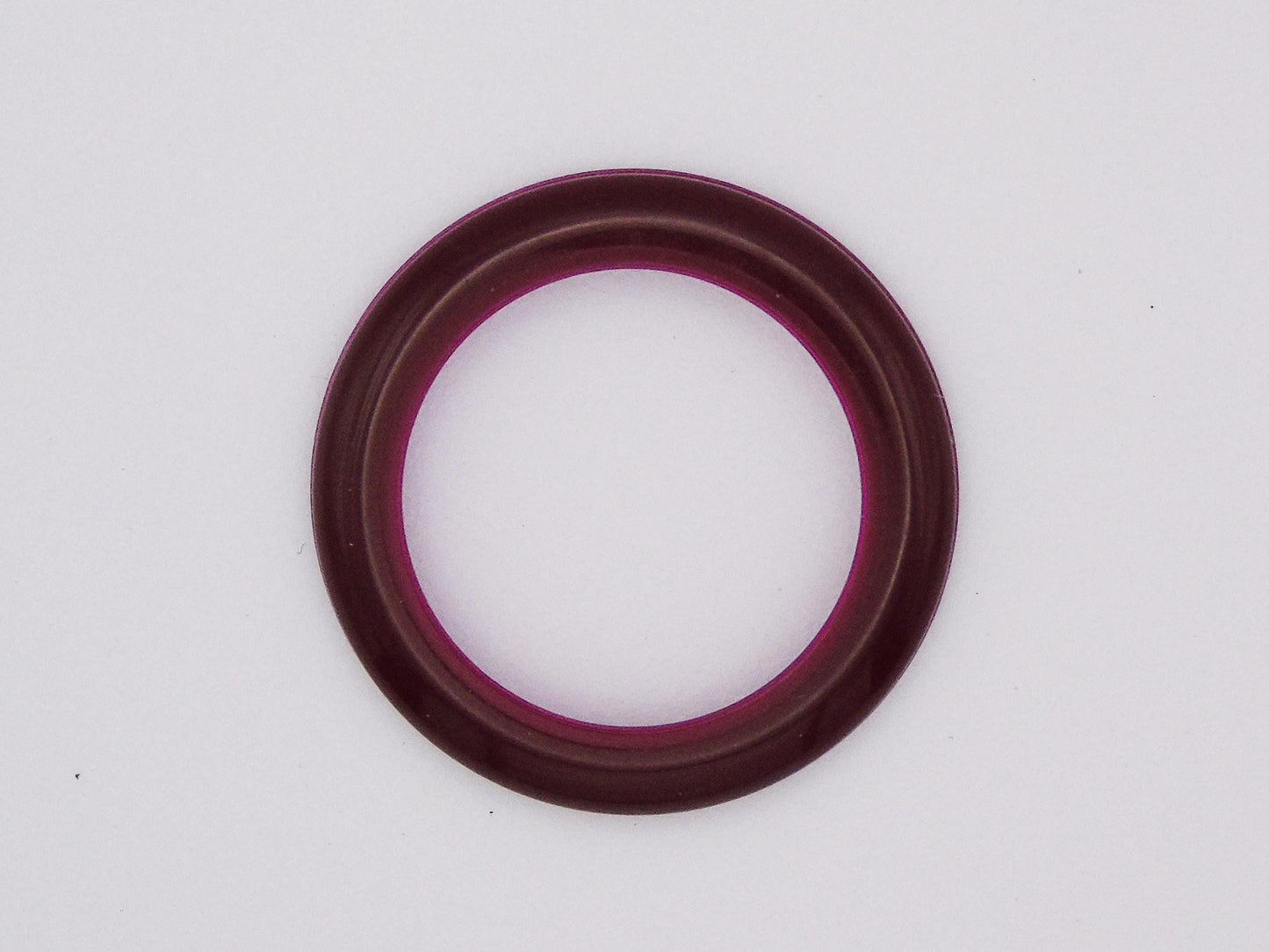Genuine Gucci Maroon Red Bezel – Rare Find for Gucci Change Bezel Watches ( Fits Gucci 1100 and Gucci 11/12 models) - Gems Forgotten