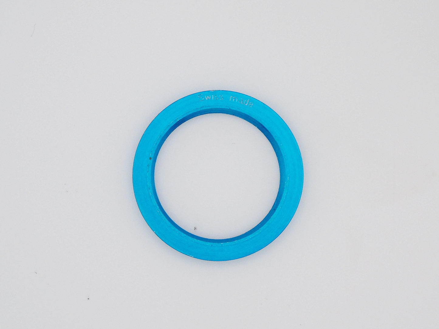 Genuine Gucci Metal Blue Bezel – Rare Find for Gucci Change Bezel Watches ( Fits Gucci 1100 and Gucci 11/12 models) - Gems Forgotten