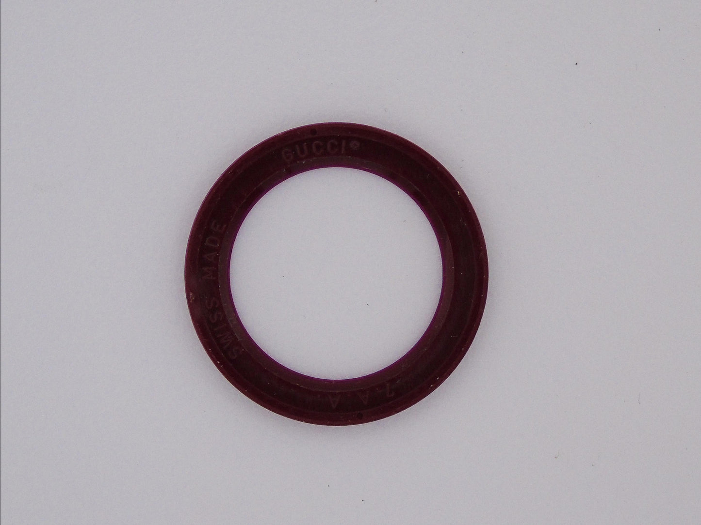Genuine Gucci Maroon Red Bezel – Rare Find for Gucci Change Bezel Watches ( Fits Gucci 1100 and Gucci 11/12 models) - Gems Forgotten
