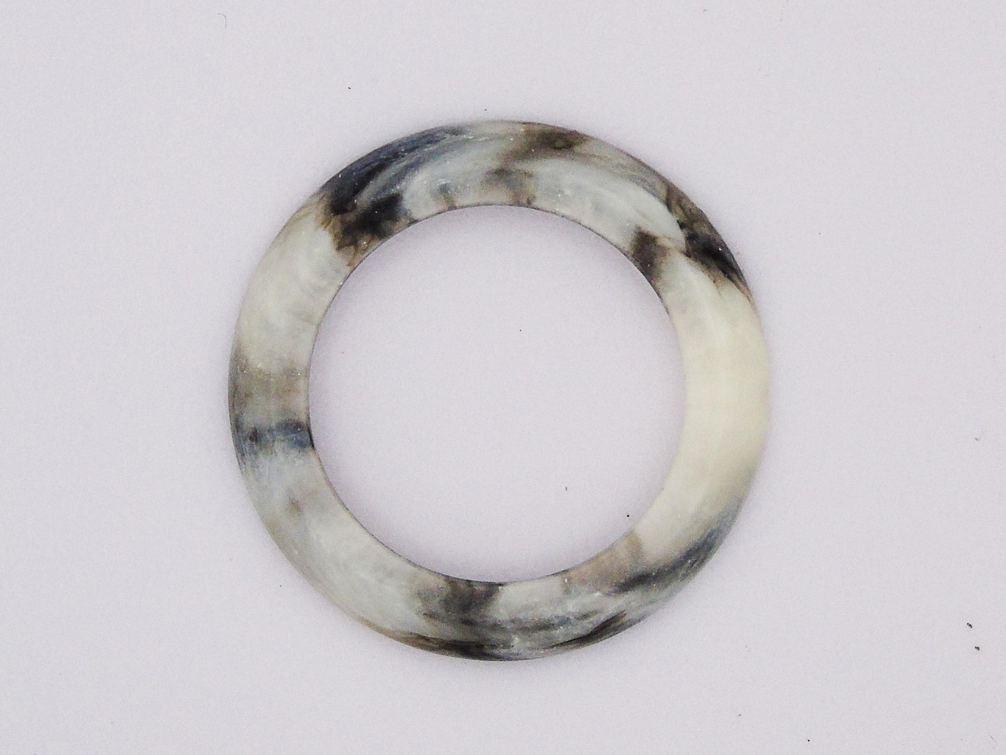 Genuine Gucci Marble Grey Bezel – Rare Find for Gucci Change Bezel Watches ( Fits Gucci 1100 and Gucci 11/12 models) - Gems Forgotten