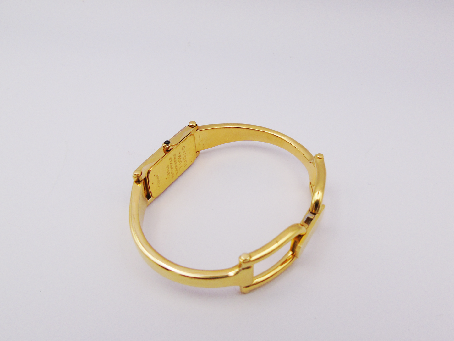 Gucci 1500L  Watch with Box & Papers – Stunning Ladies Tank Watch Mother of Pearl Dial