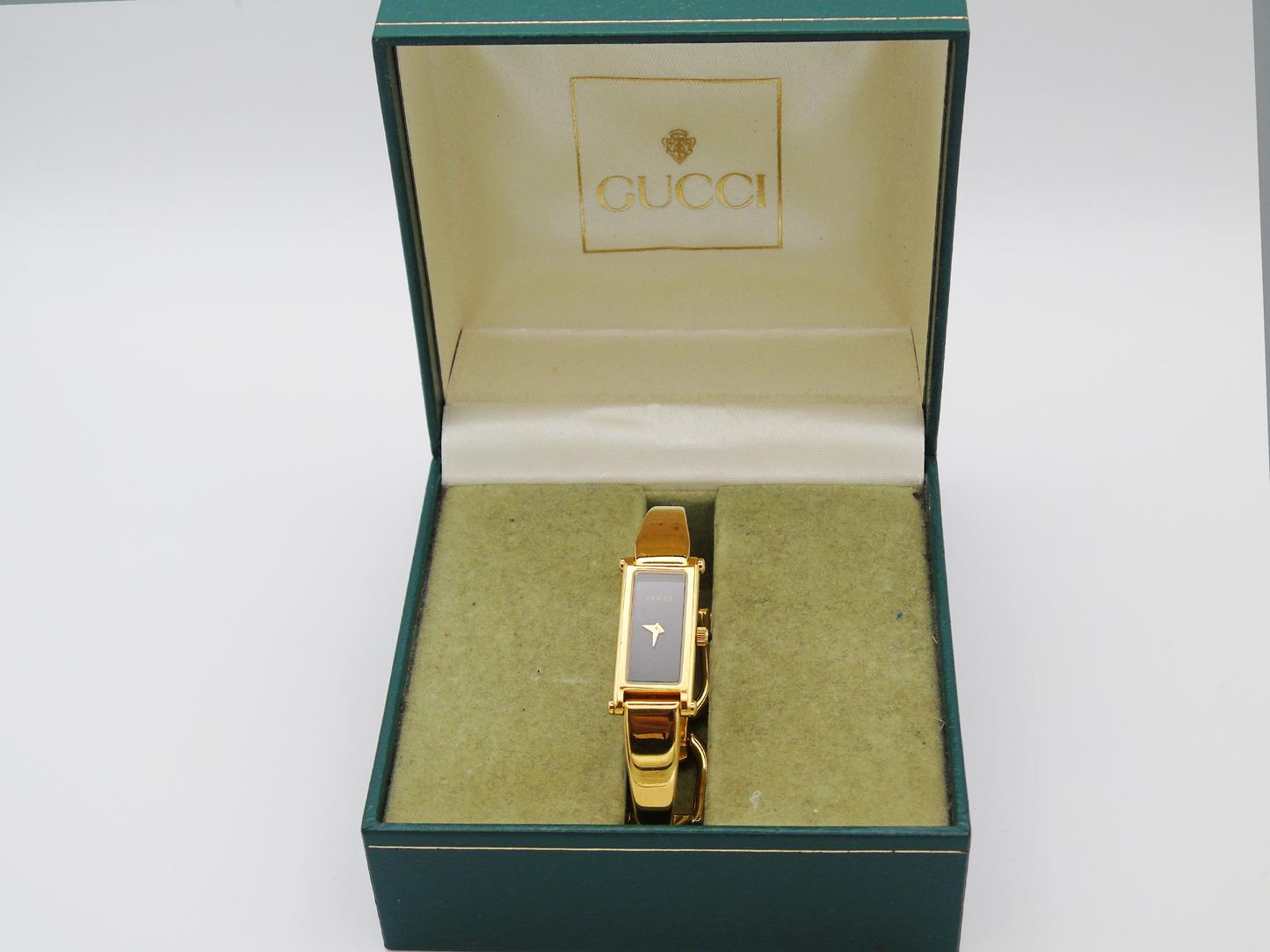 Gucci 1500L Gold Watch – Vintage Gucci Watch, Elegant Gold Tank Watch with Box - Gems Forgotten 