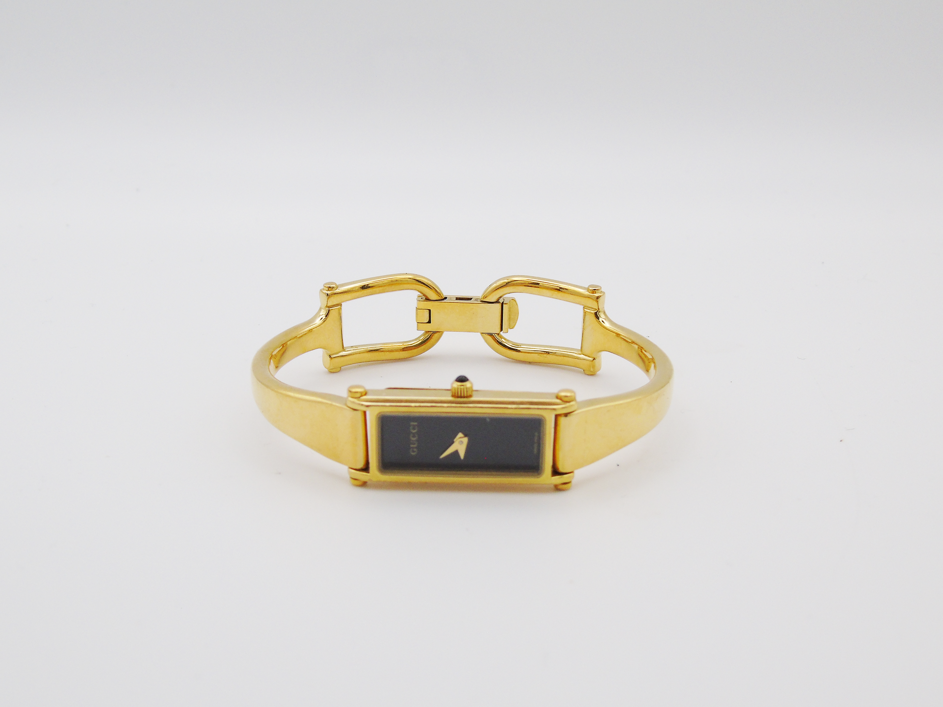 Gucci 1500L Gold Watch – Vintage Gucci Ladies Gold Watch, Elegant Gold Tank Watch Black Dial G01 (Copy) - Gems Forgotten 