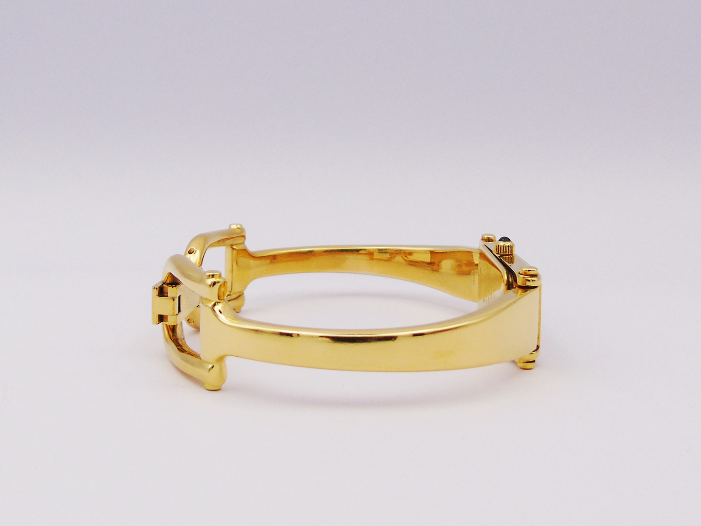 Gucci 1500L  Watch with Box & Papers – Stunning Ladies Tank Watch Mother of Pearl Dial