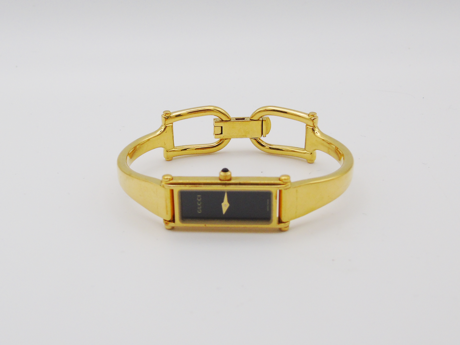 Gucci 1500L Gold Watch – Vintage Gucci Ladies Gold Watch, Elegant Gold Tank Watch Black Dial G18 - Gems Forgotten 