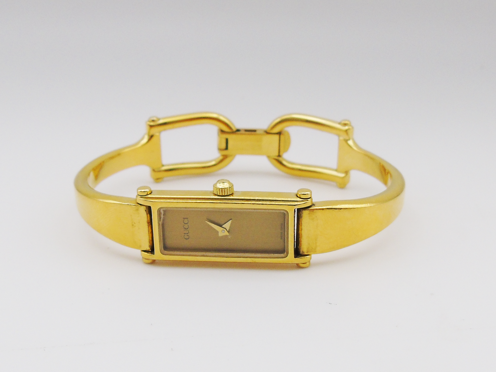 Vintage Gucci Tank Watch 1500 Shell Dial Gold Dial Elegant Gucci Rectangle Wristwatch G41 - Gems Forgotten 