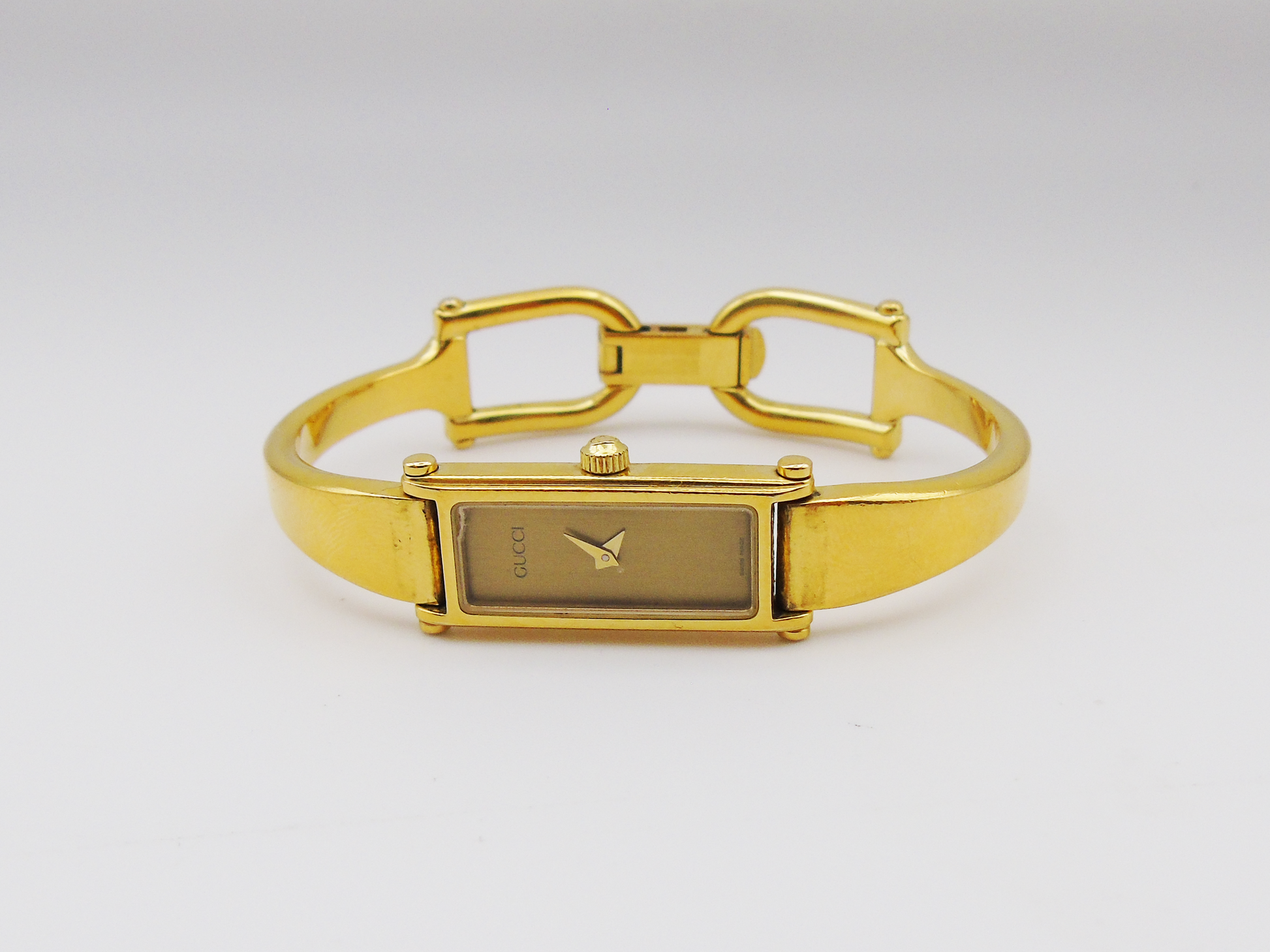 Vintage Gucci Tank Watch 1500 Shell Dial Gold Dial Elegant Gucci Rectangle Wristwatch G41 - Gems Forgotten 