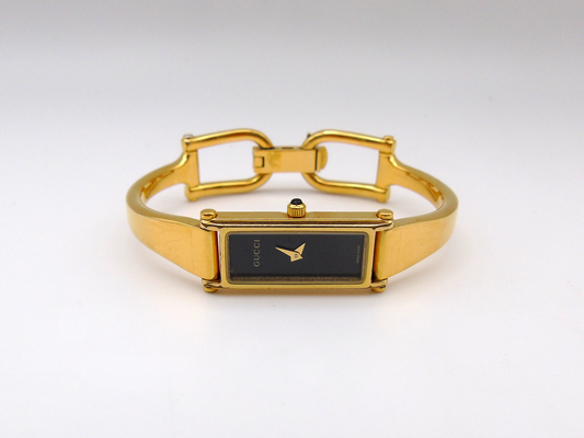 Gucci 1500L Gold Watch – Vintage Gucci Watch, Elegant Gold Tank Watch G02 - Gems Forgotten 