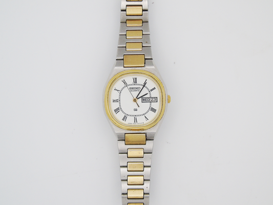 Seiko Ladies Watch Two tone Gold and Silver Tone Quartz Japanese Wristwatch Day Date Function - Gems Forgotten 