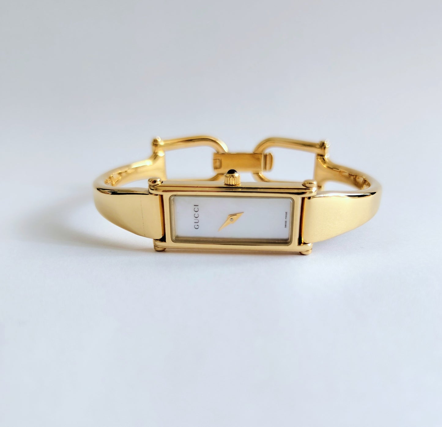 Gucci 1500L Ladies Watch - Gold Plated with MOP dial