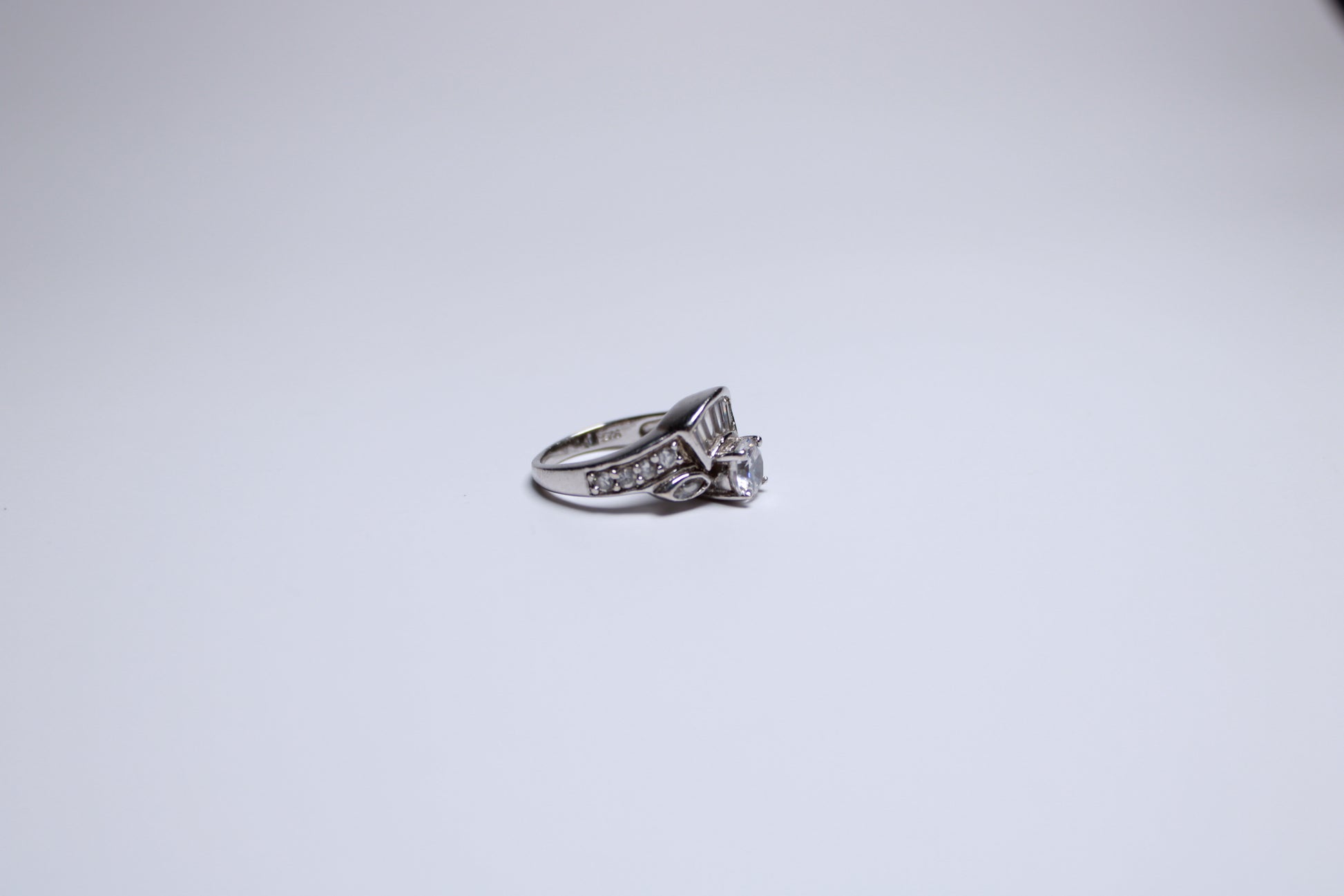 Ladies Silver Ring (925) Art Deco - Gems Forgotten 