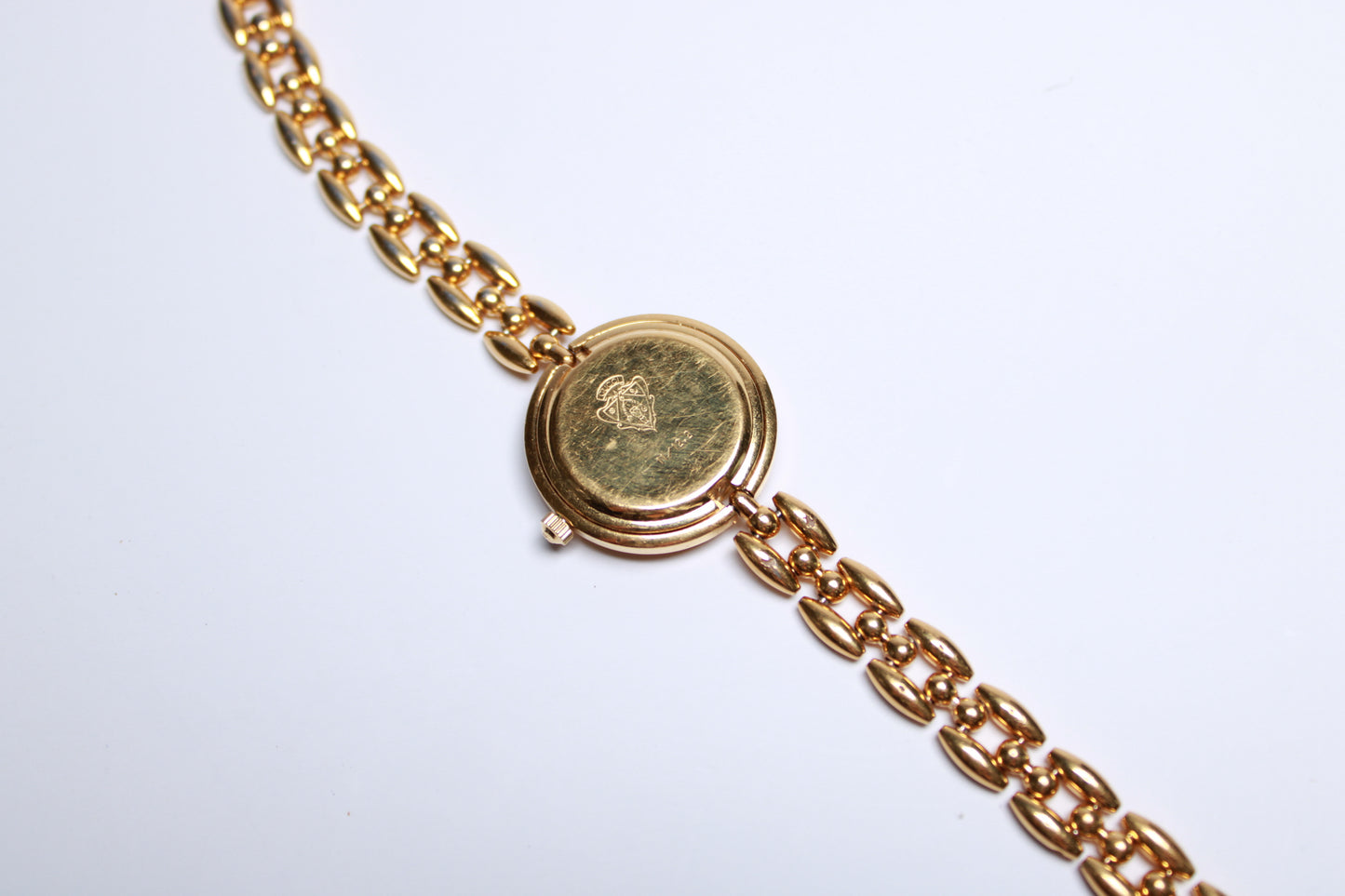 Working Vintage Gucci Bezel Watch  with a Rice Link - Gems Forgotten 