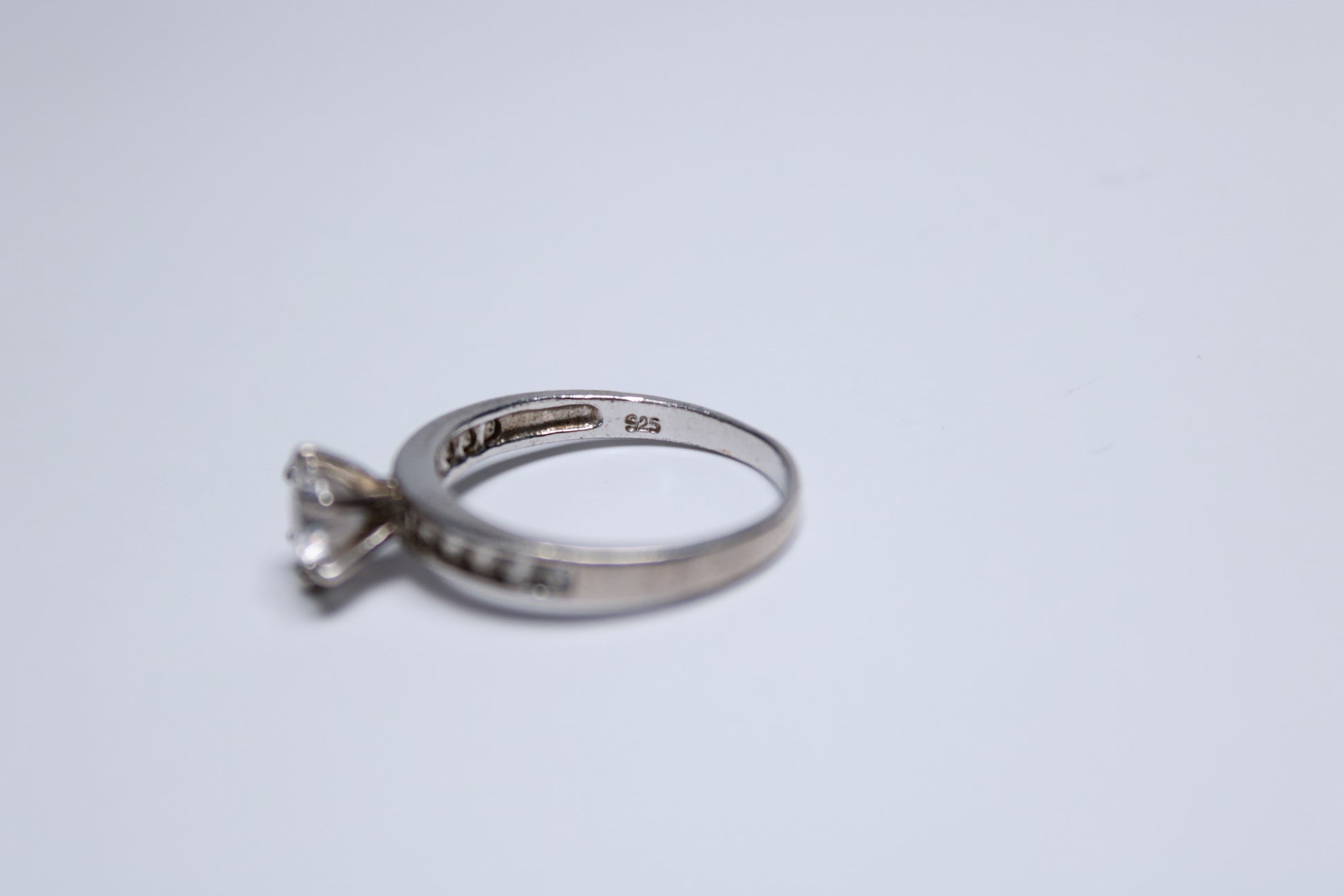 Vintage Ladies Silver Ring (925) Solitaire - Gems Forgotten 