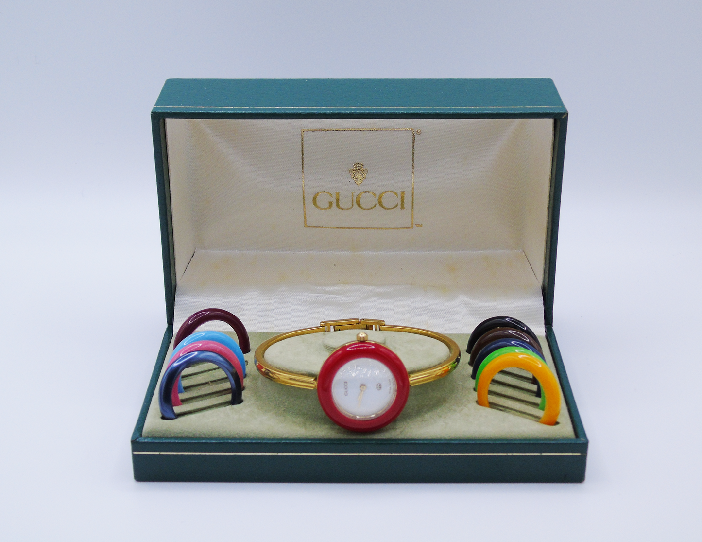 Vintage Gucci Change Bezel Watch – Gold-Plated with 10 Interchangeable Bezels & Box - Gems Forgotten 