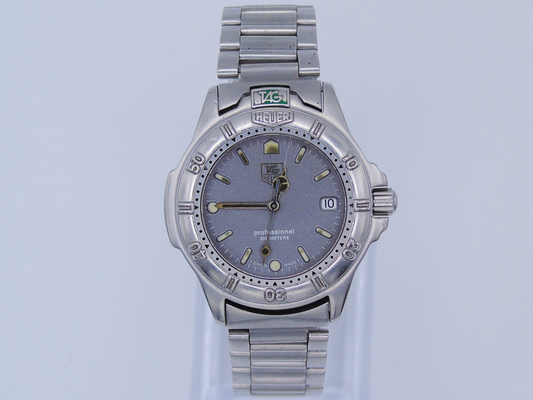 Tag Heuer Men’s Watch – Professional Quartz Wristwatch with Stainless Steel Bracelet, 45mm Case, Silver Dial - Gems Forgotten 