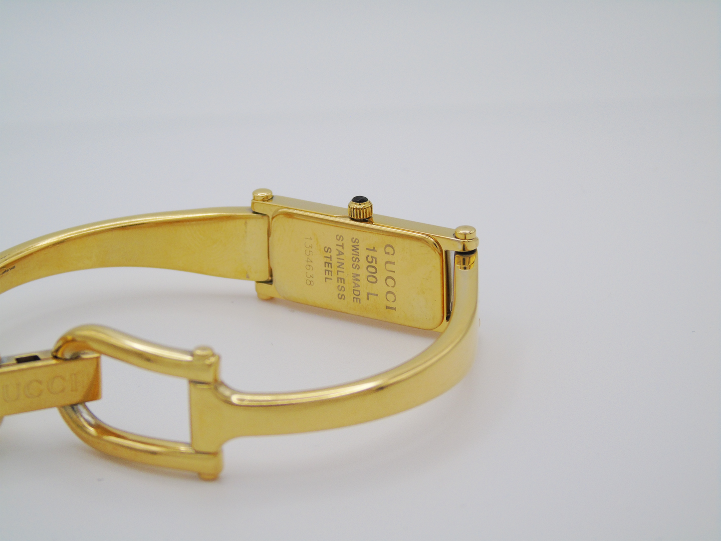 Gucci Ladies Gold Watch – Stunning Gucci 1500L Model with Tank Watch Face & Mother of Pearl Dial - Gems Forgotten 