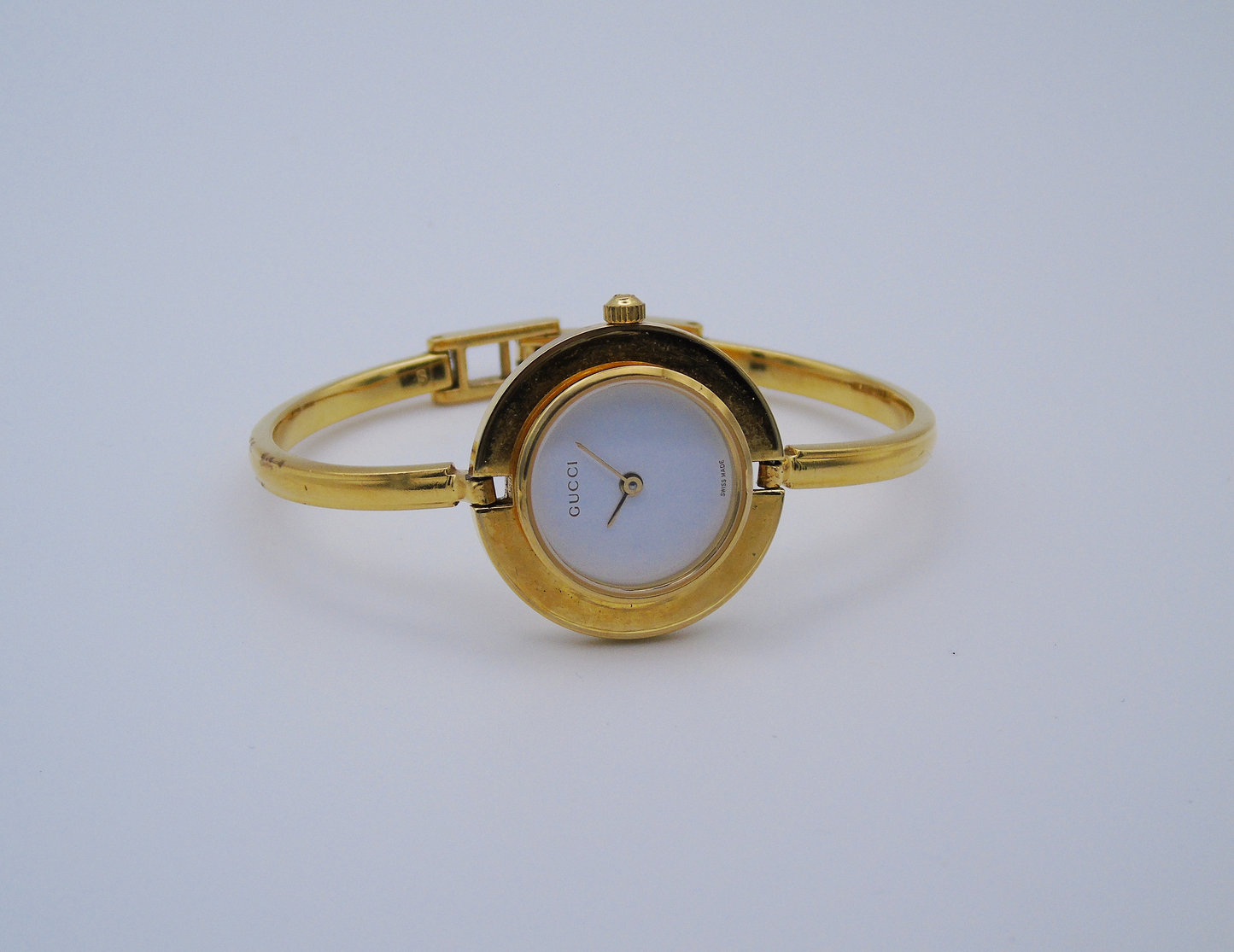 Vintage Gucci Change Bezel Watch – Gold-Plated with 12 Interchangeable Bezels & Box (Copy) - Gems Forgotten 