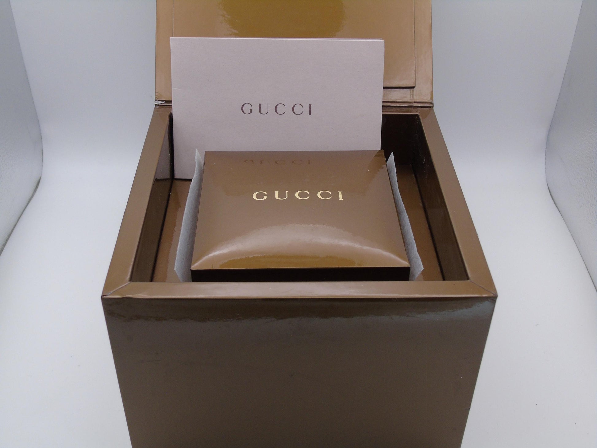 Vintage Gucci Watch: 1500L Black Dial, Stainless Steel Tank Style - Gems Forgotten 