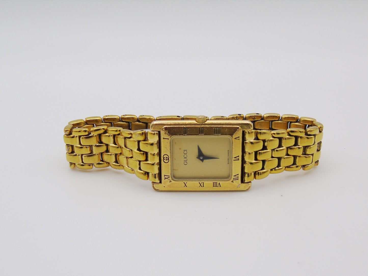 Gucci 4200L Ladies Gold Tank Watch – Rare Gold Dial, New Battery, Working Elegant - Gems Forgotten 