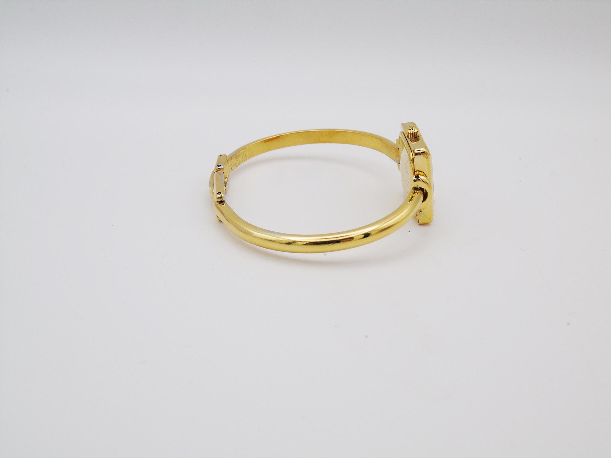 Working Vintage Gucci Watch Square 1900L Gold Gold Dial Elegant Gucci Wristwatch Cheap Gucci Small Bracelet Bangle G21 - Gems Forgotten 