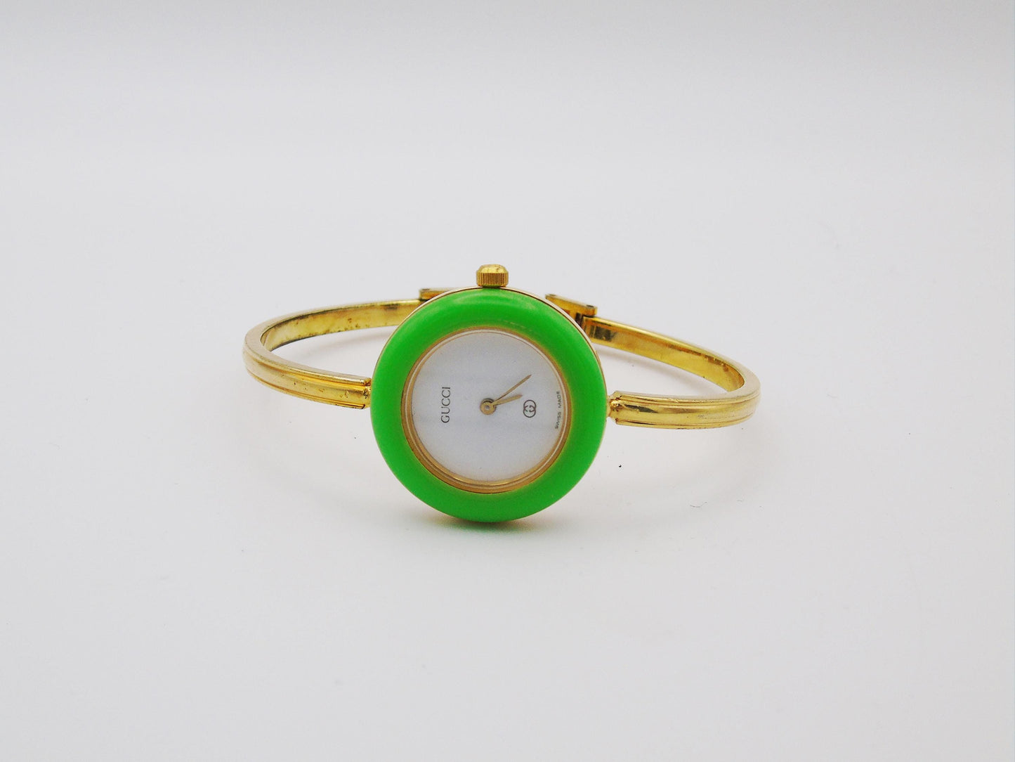Working Vintage Gucci Bezel Watch 90s Change Bezel Gold Bracelet Bangle Watch Wristwatch Elegant Gold - Gems Forgotten 
