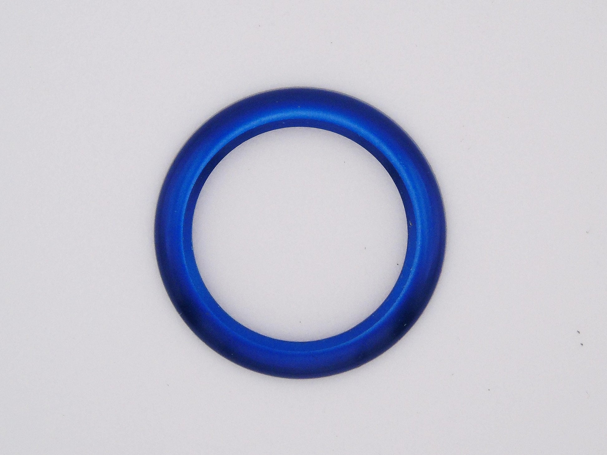Genuine Gucci Metal Dark Blue  Bezel – Rare Find for Gucci Change Bezel Watches ( Fits Gucci 1100 and Gucci 11/12 models) - Gems Forgotten 
