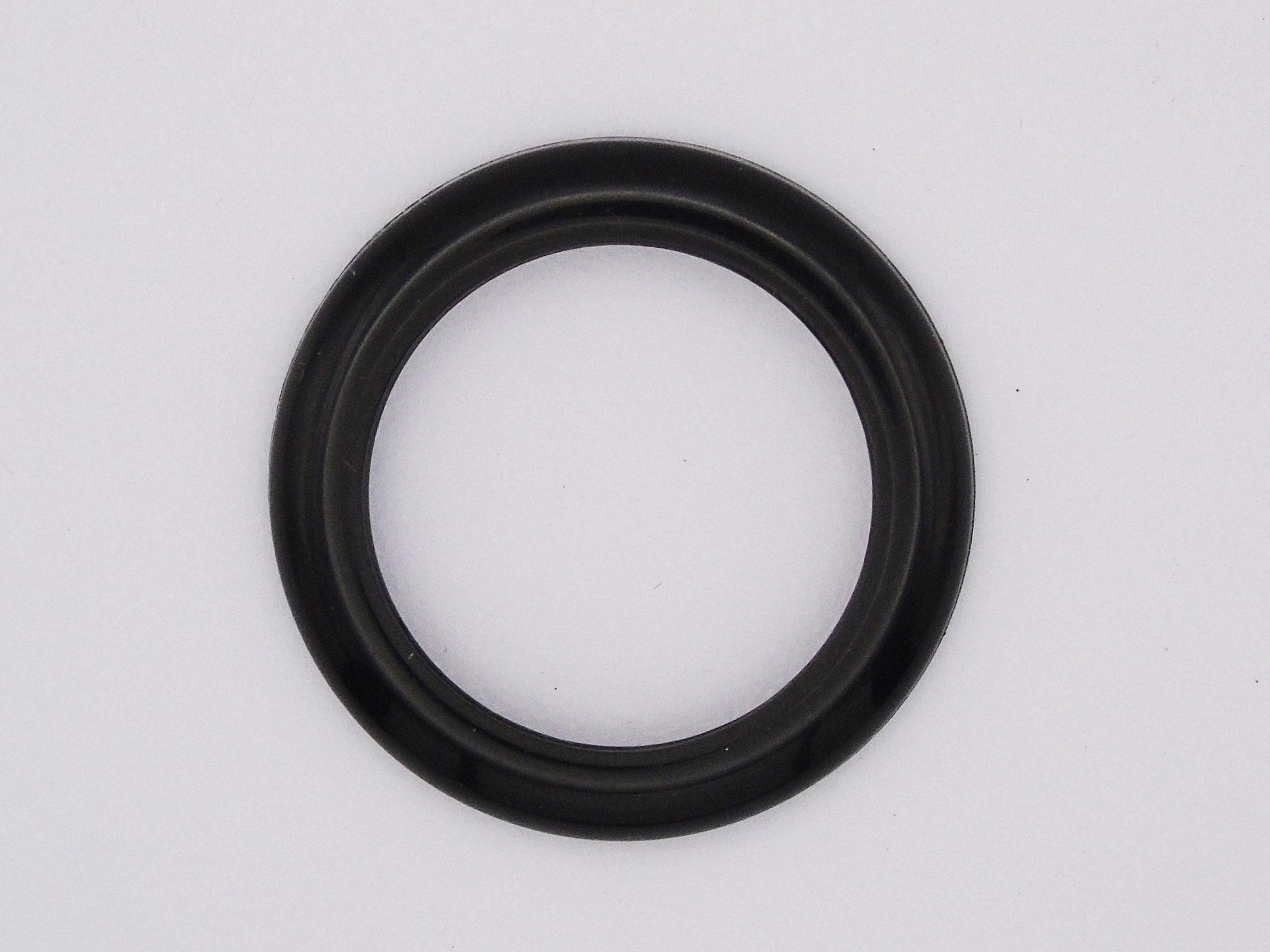 Genuine Gucci Black Bezel – Rare Find for Gucci Change Bezel Watches ( Fits Gucci 1100 and Gucci 11/12 models) - Gems Forgotten 