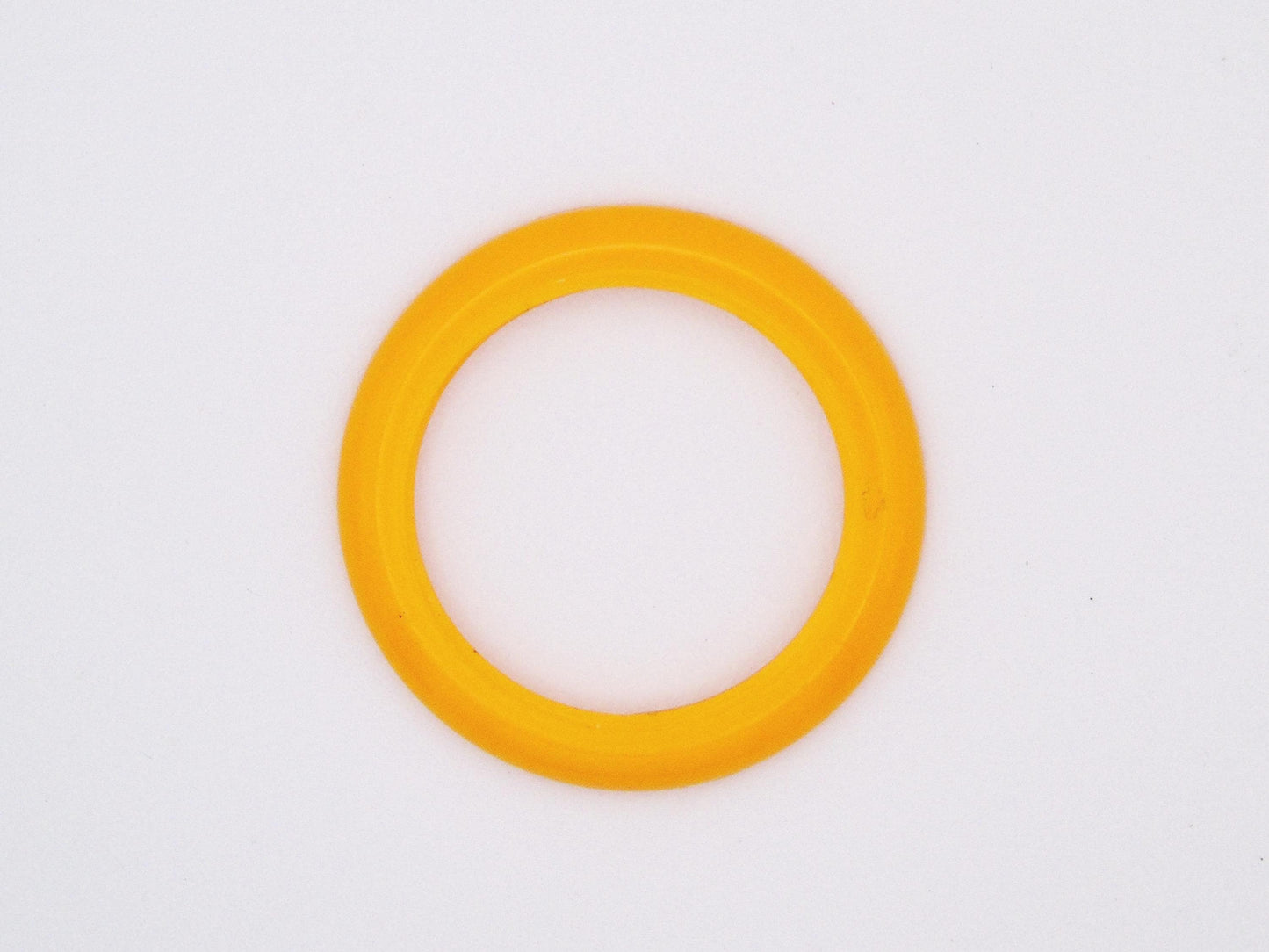 Genuine Gucci Yellow Bezel – Rare Find for Gucci Change Bezel Watches ( Fits Gucci 1100 and Gucci 11/12 models) - Gems Forgotten 