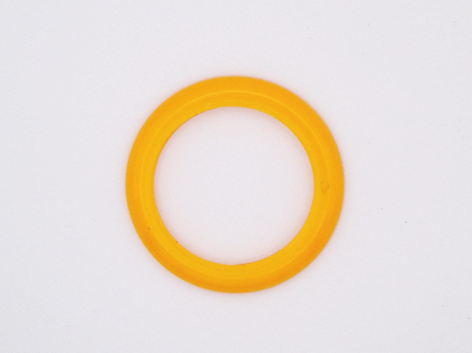 Genuine Gucci Yellow Bezel – Rare Find for Gucci Change Bezel Watches ( Fits Gucci 1100 and Gucci 11/12 models) - Gems Forgotten 