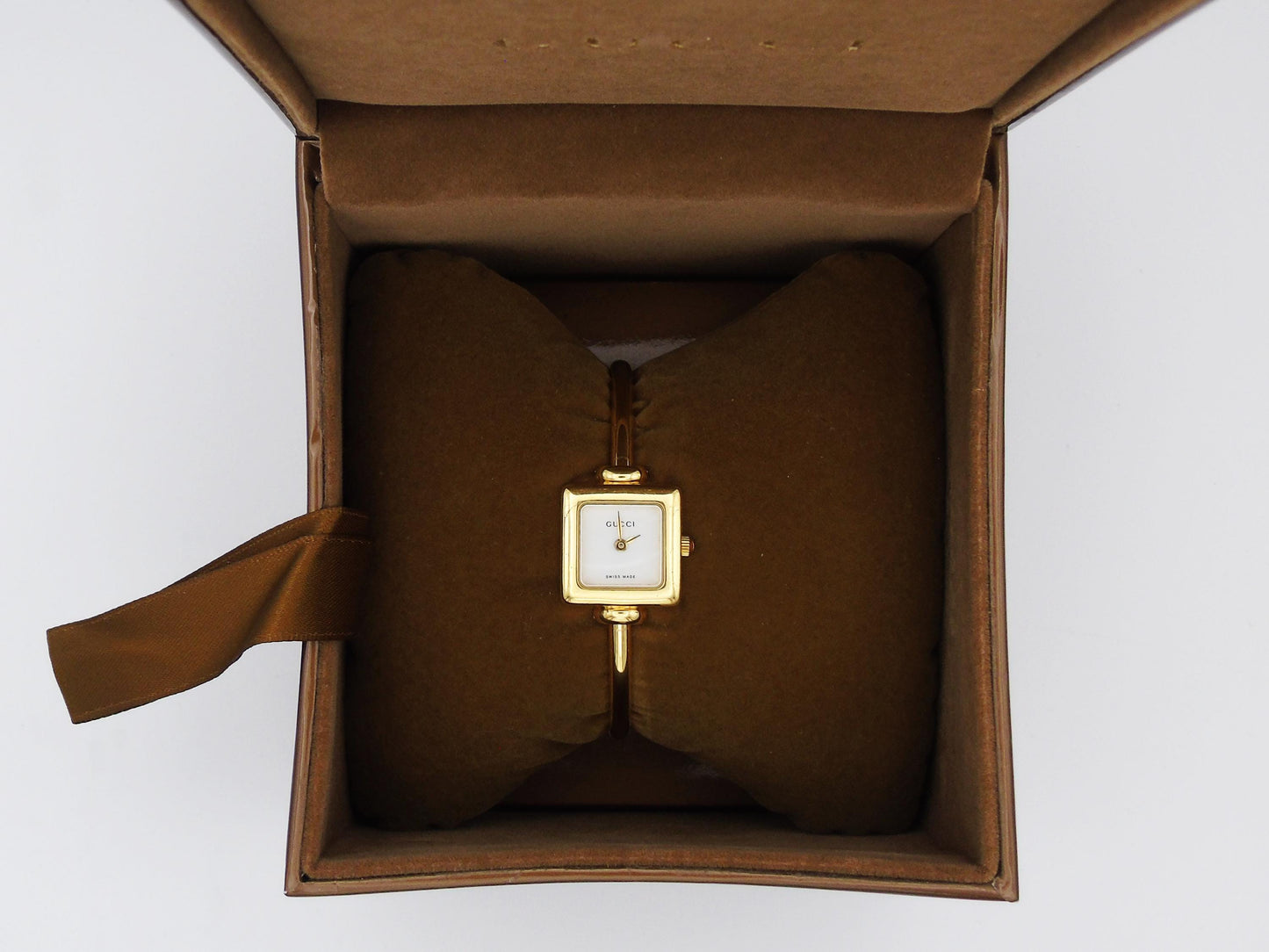 Vintage Gucci Watch Square 1900L White Dial with Box Elegant Gucci Wristwatch Cheap Gucci Small Bracelet Bangle G59