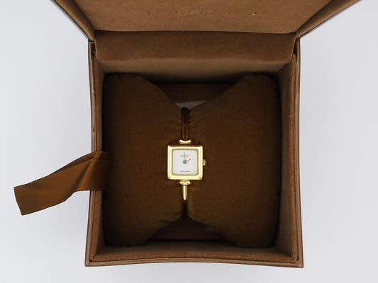 Vintage Gucci Watch Square 1900L White Dial with Box Elegant Gucci Wristwatch Cheap Gucci Small Bracelet Bangle G59