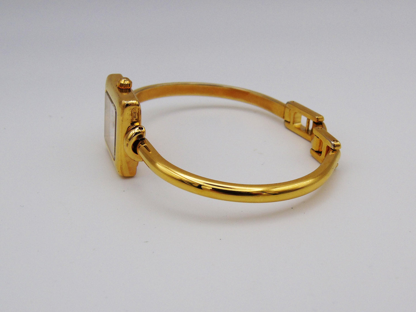 Vintage Gucci Watch Square 1900L White Dial with Box Elegant Gucci Wristwatch Cheap Gucci Small Bracelet Bangle G59