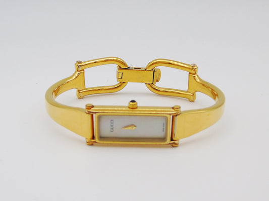 Gucci 1500L Watch with Mother of Pearl Dial (MOP) G48