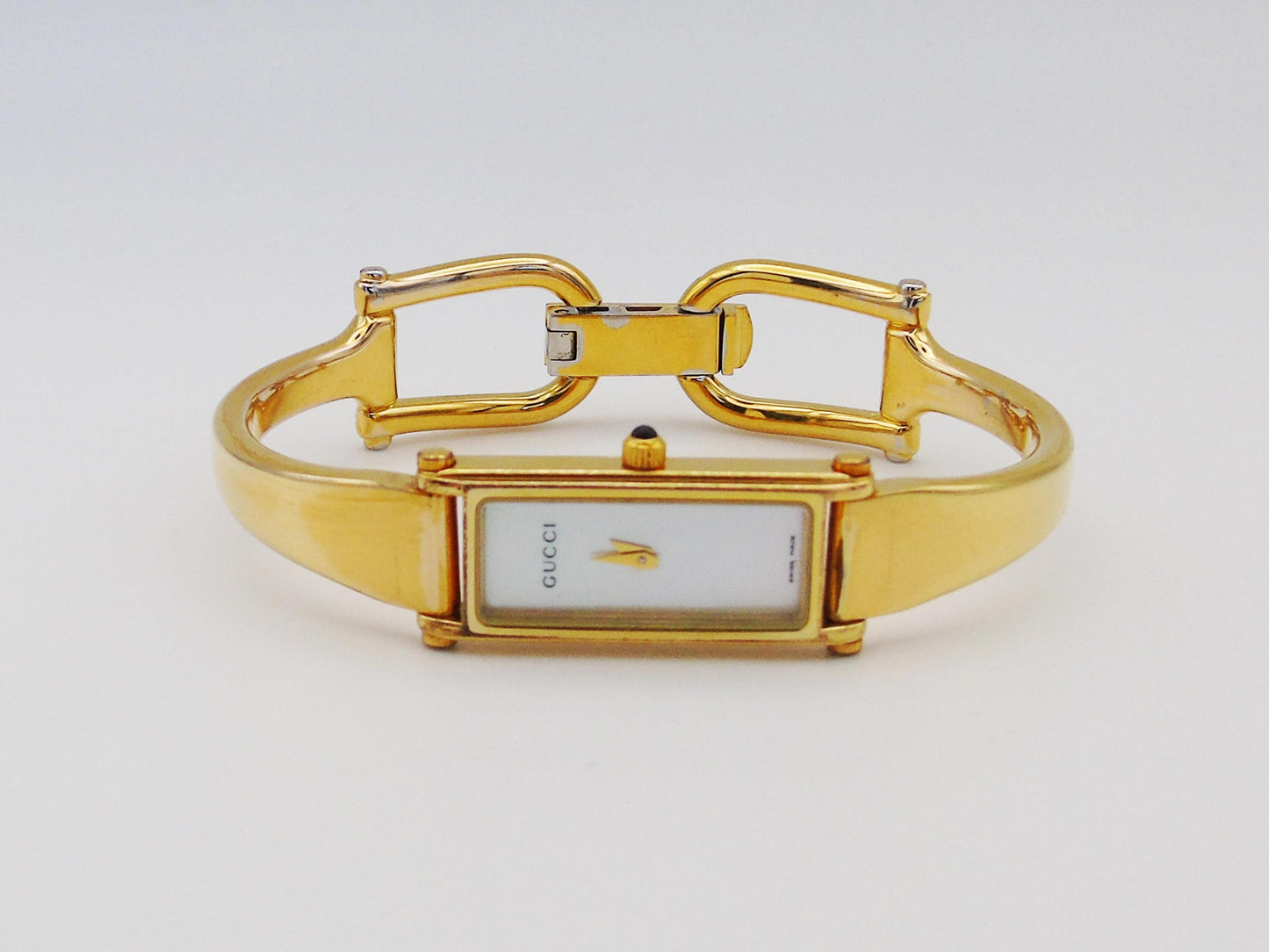 Gucci 1500L Watch with Mother of Pearl Dial (MOP) - G49 - Gems Forgotten 