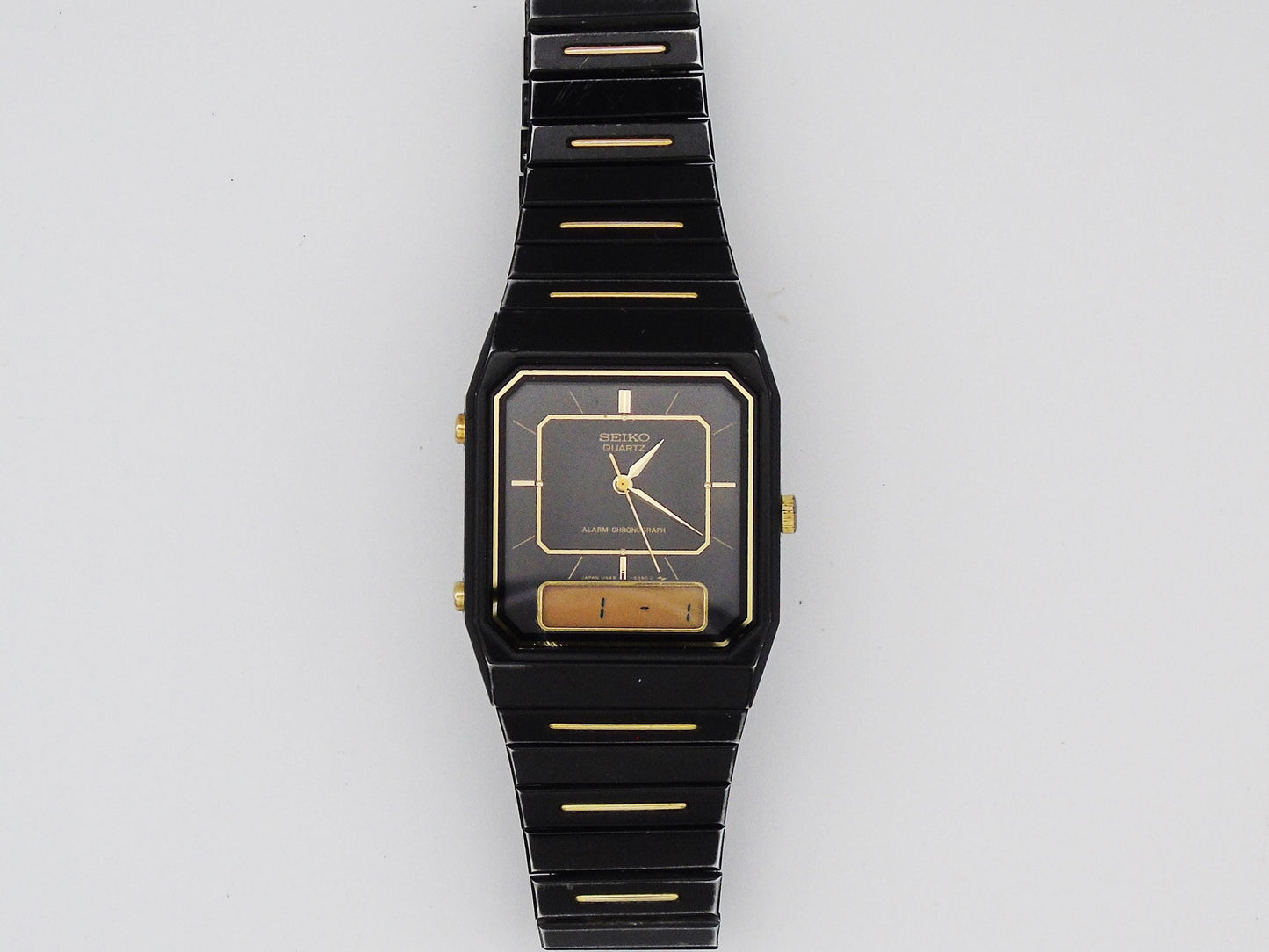 Working Vintage 1984 Seiko Chronograph Alarm Mens Watch Box and Papers