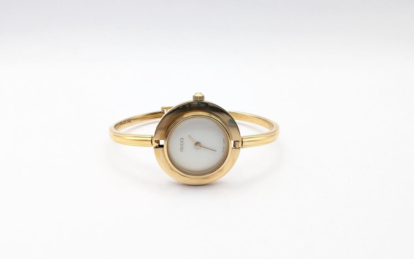 Working Gucc Bezel Watch – Elegant Ladies Wristwatch with Gucci White Bezel